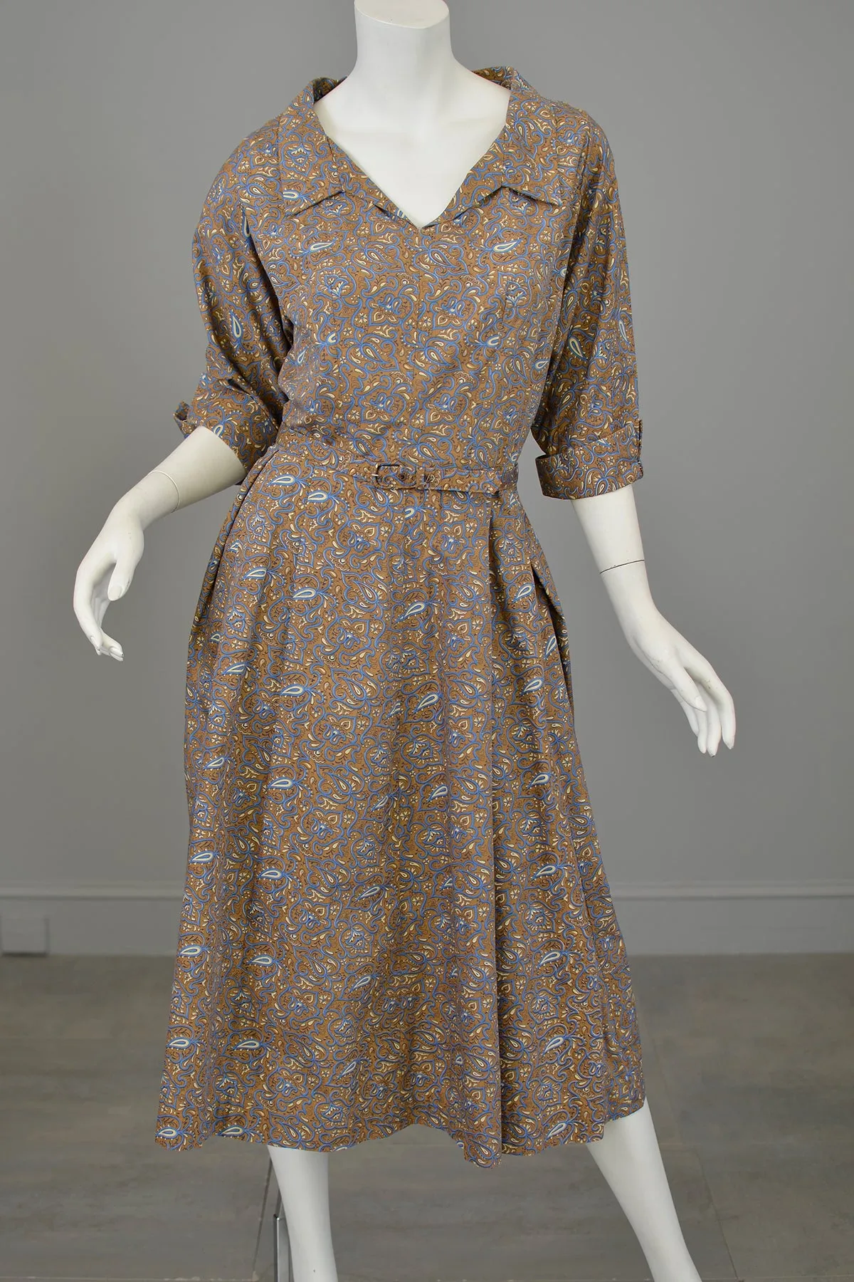 1940s early 50s Floral Paisley Novelty Print Dress | Vintage Working Girl Office Dress