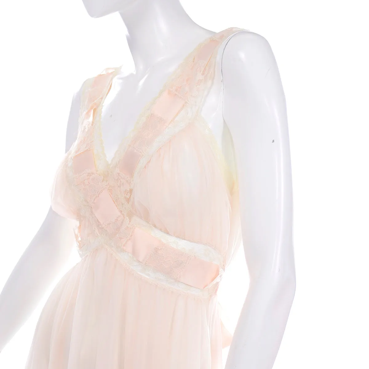 1960s Van Raalte Sheer Pale Pink Lace & Ribbon Vintage Nightgown