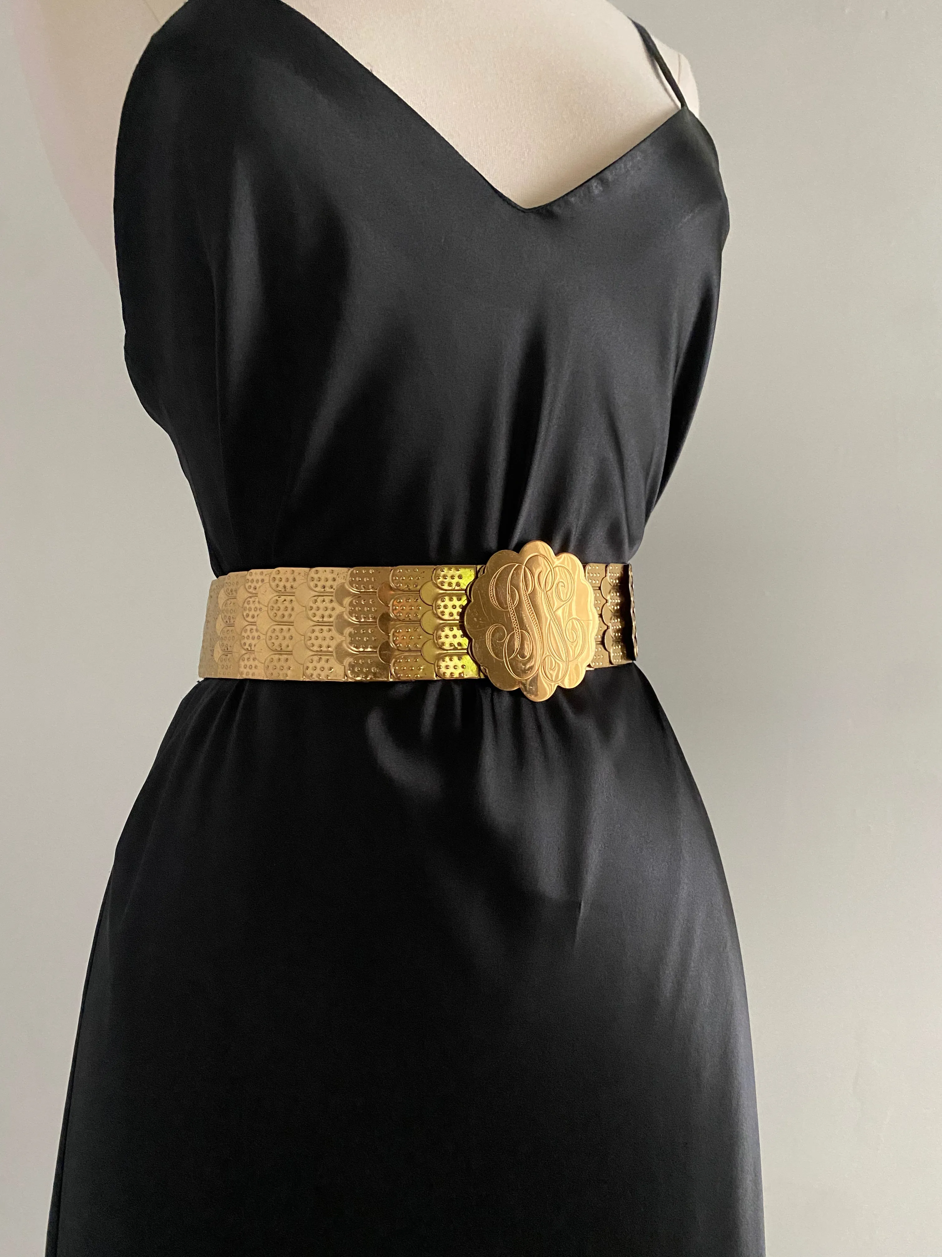 1970’s Gold Plated Stretch Belt / M/L