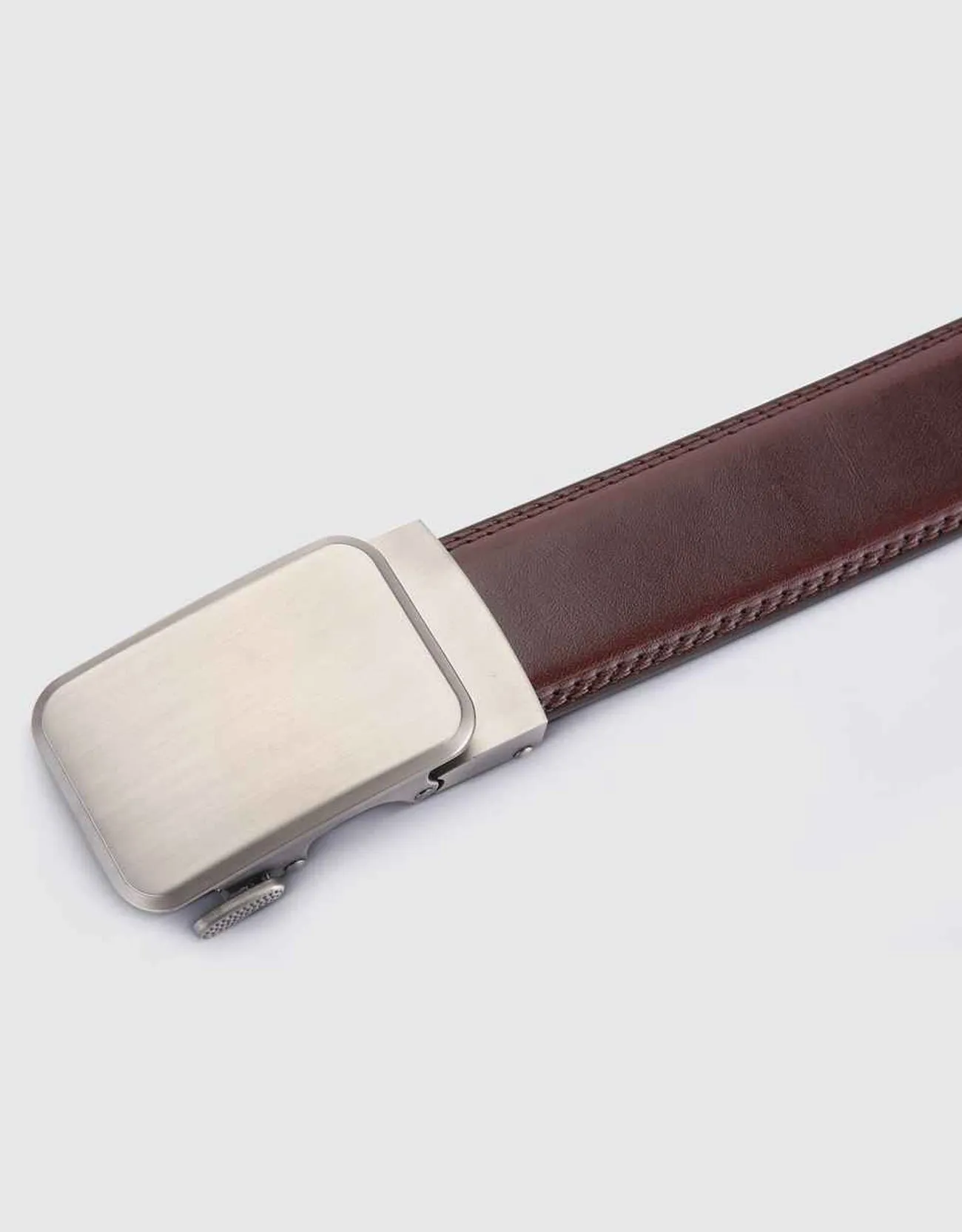 Dimensional Solid Buckle Ratchet Belt