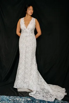 Dress 2501: Lazaro "3611" waist 32