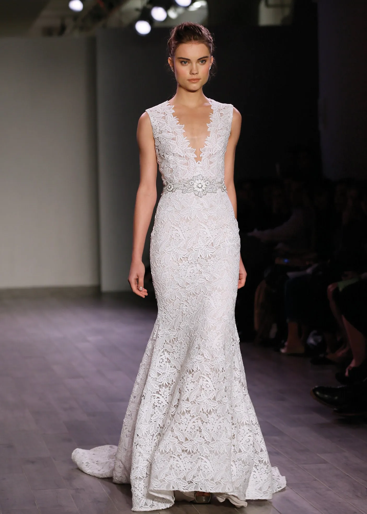 Dress 2501: Lazaro "3611" waist 32