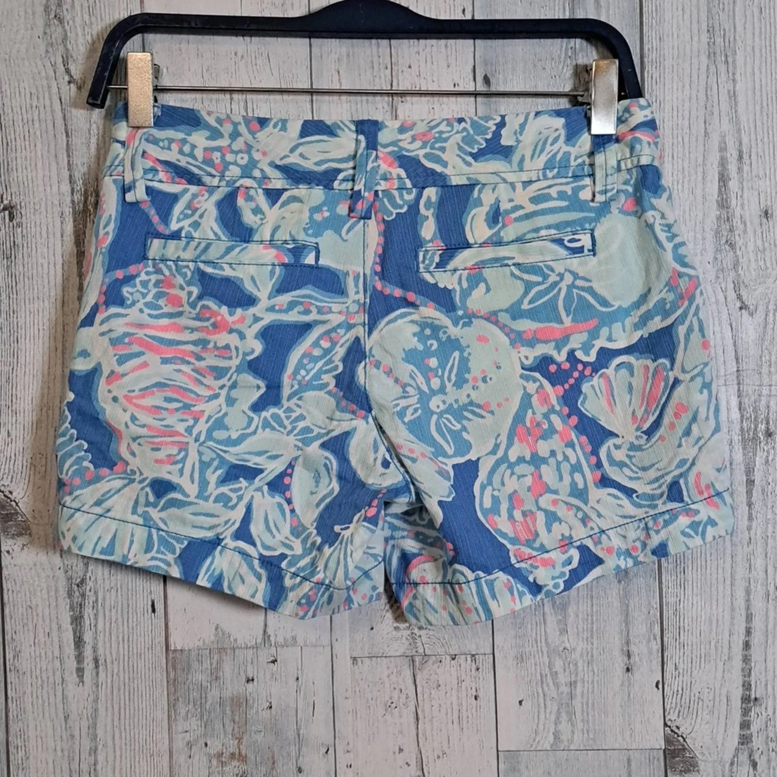 Lilly Pulitzer Bay Blue Into The Deep Print Callahan Shorts