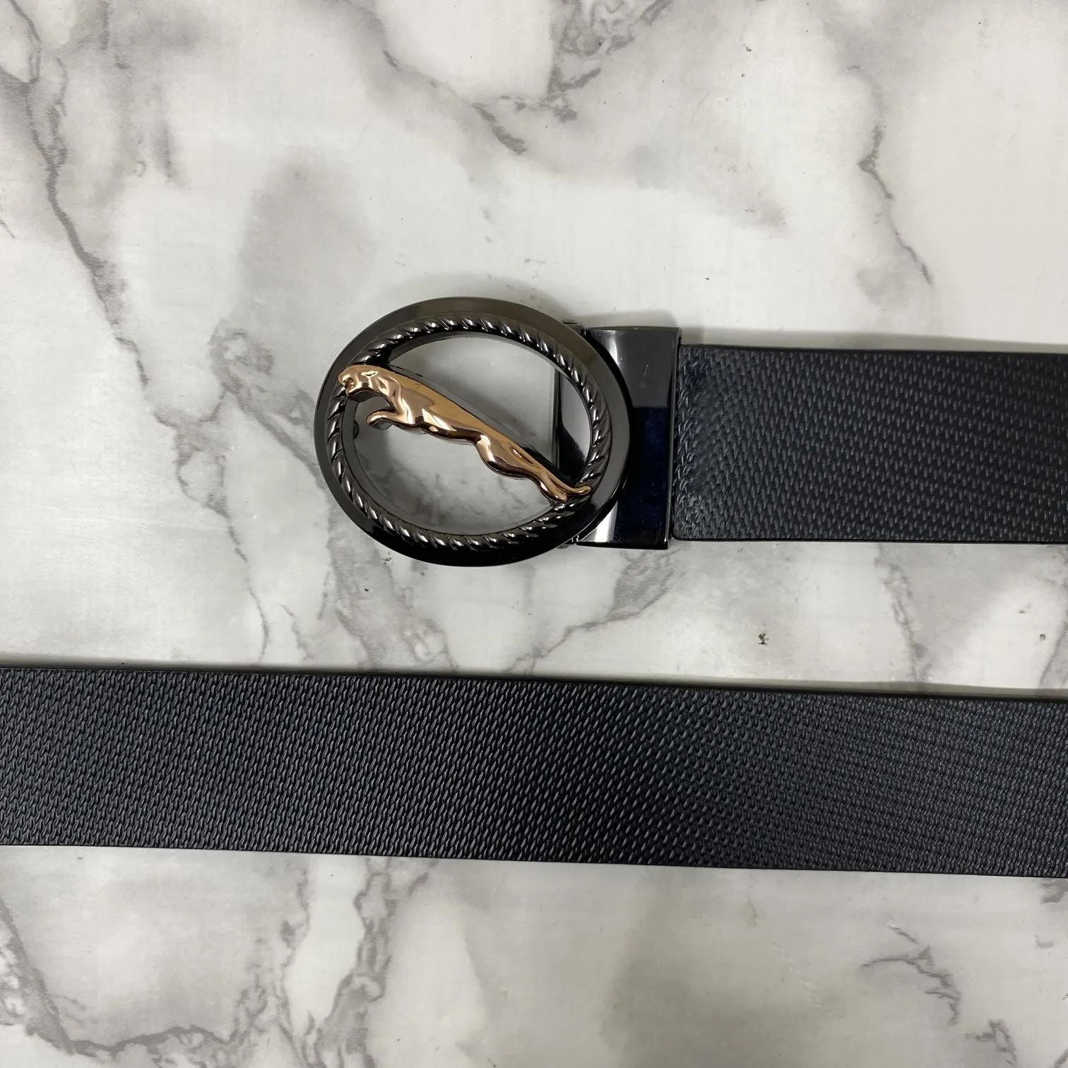 Round Jaguar Metal Buckle With Leather Strap Belt-JonasParamount