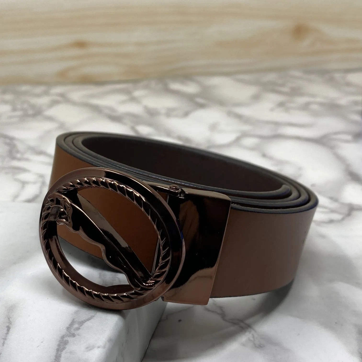 Round Jaguar Metal Buckle With Leather Strap Belt-JonasParamount