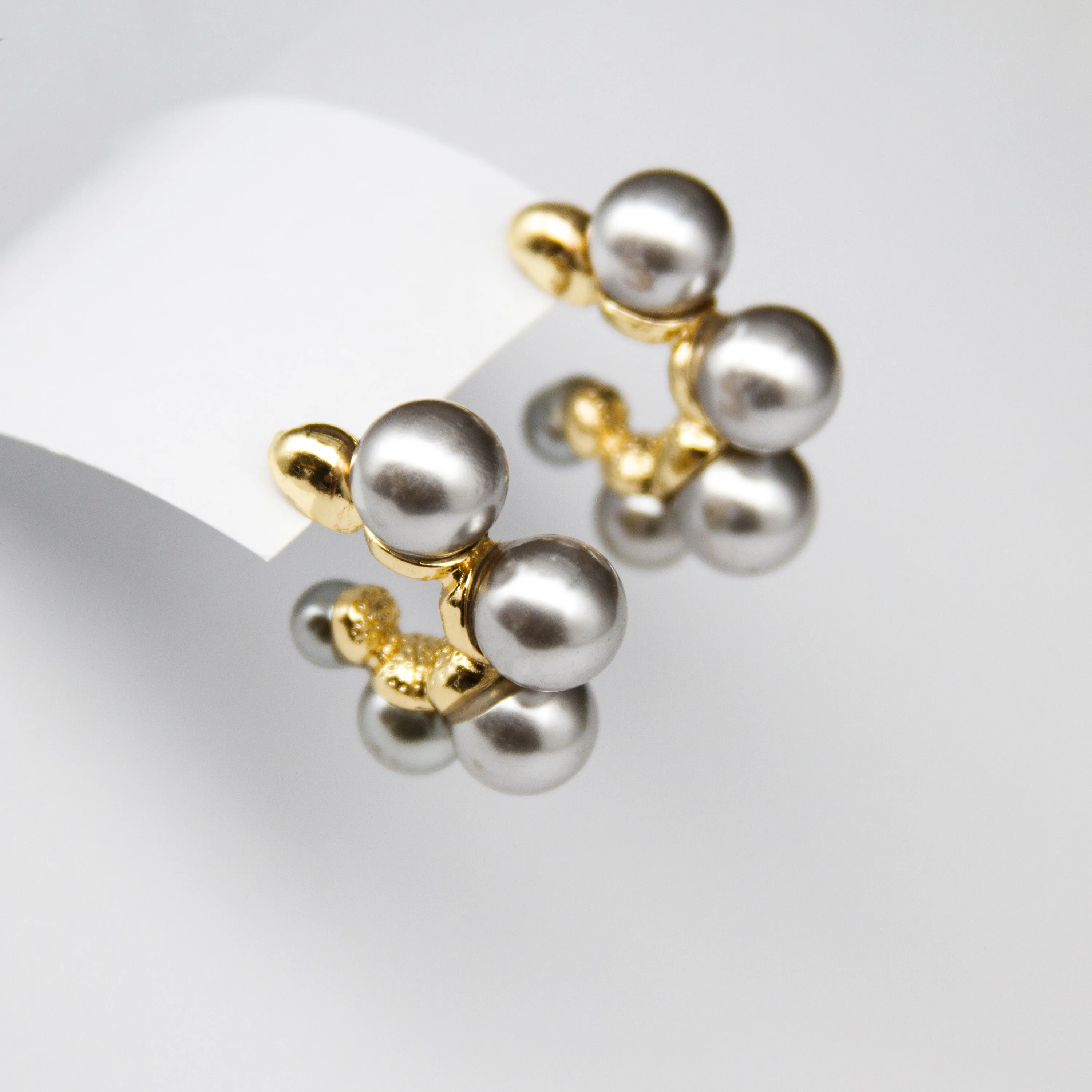 Vintage Grey Pearl Circle Earring-i7bags